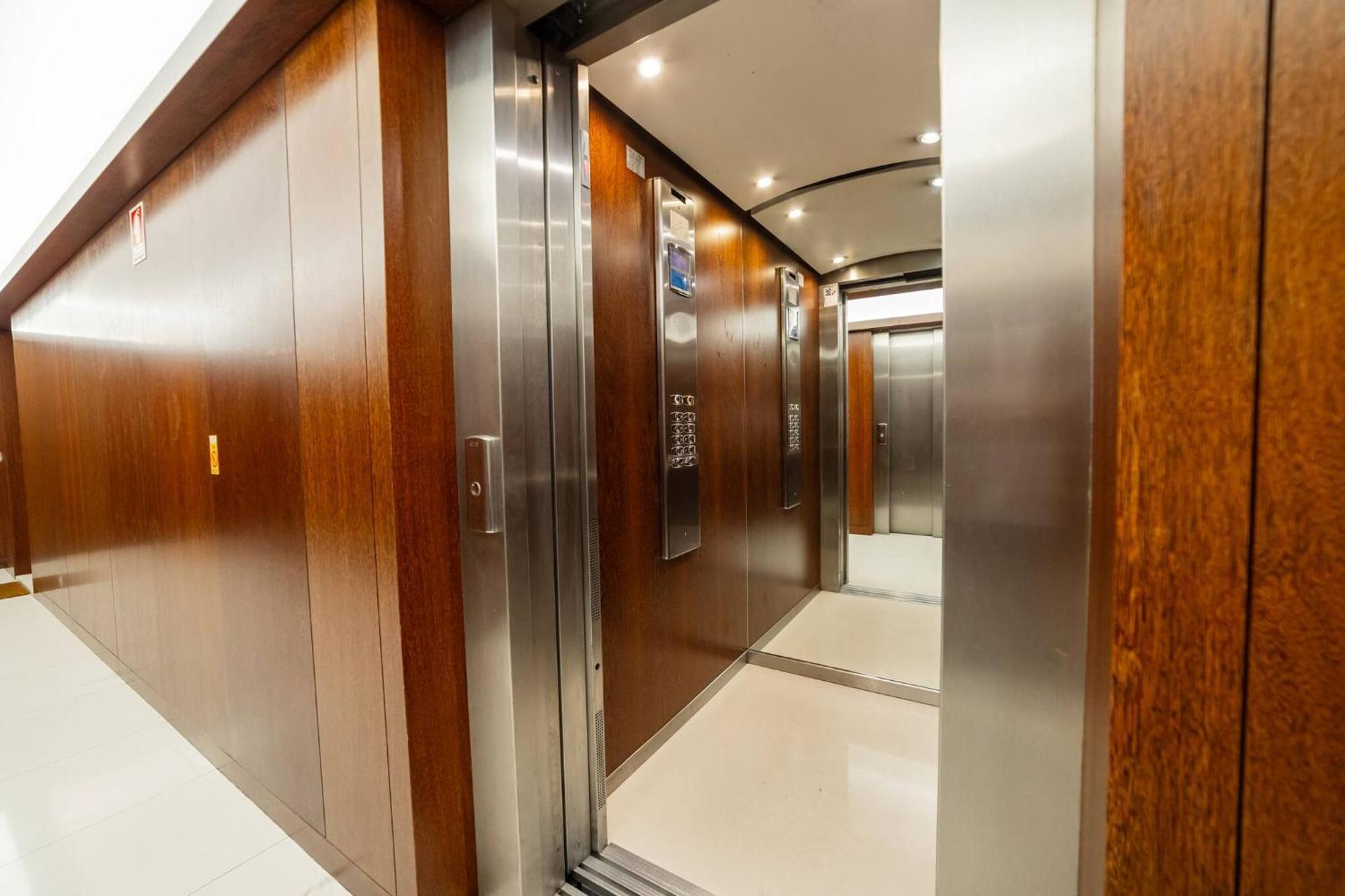 Modern Cedofeita By Hosty Apartment Porto Luaran gambar