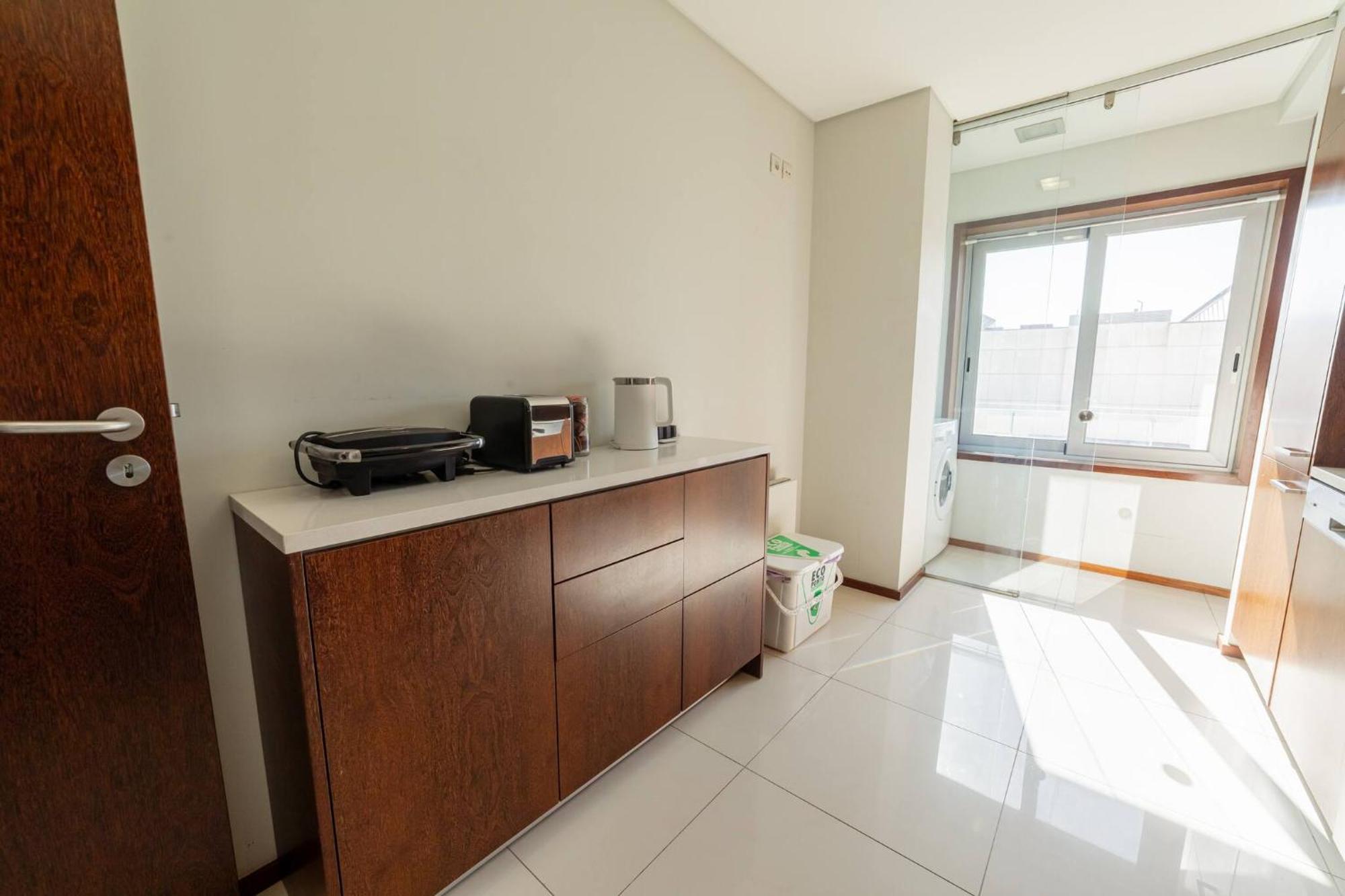 Modern Cedofeita By Hosty Apartment Porto Luaran gambar