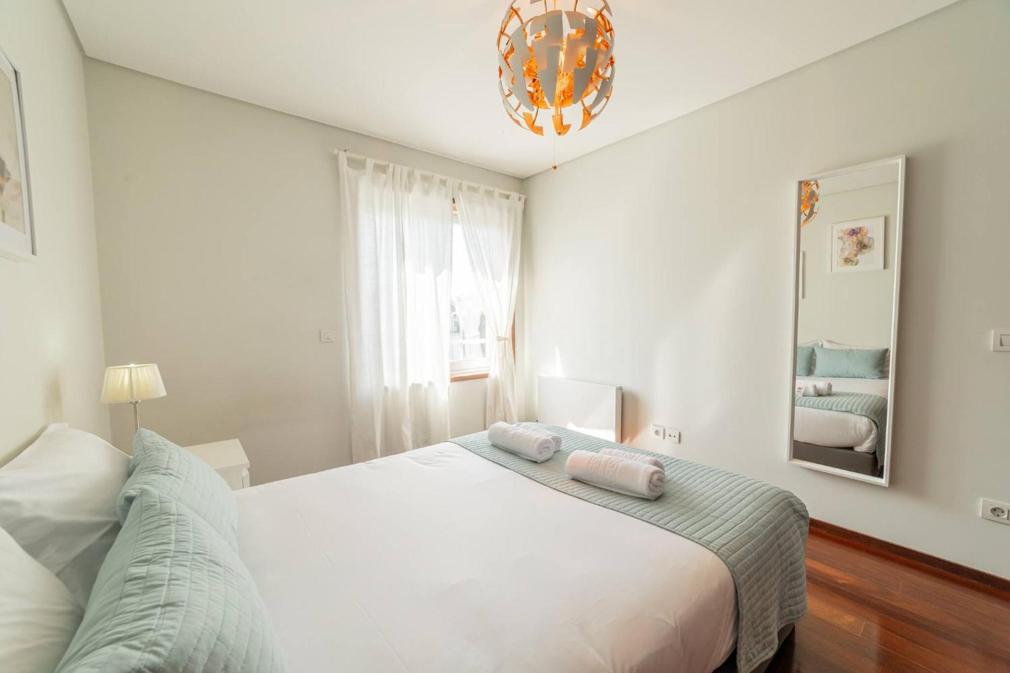 Modern Cedofeita By Hosty Apartment Porto Luaran gambar