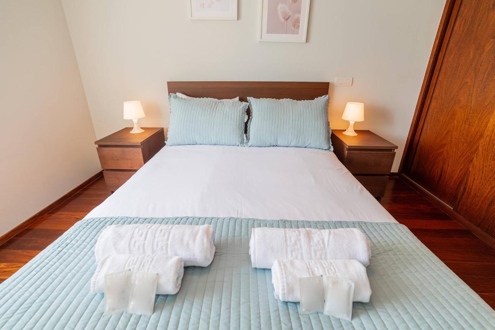 Modern Cedofeita By Hosty Apartment Porto Luaran gambar